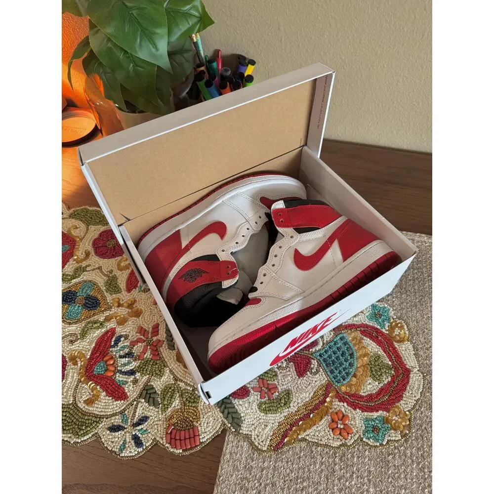 Jordan 1 Retro High OG Heritage White University Red Black Chicago 555088 161